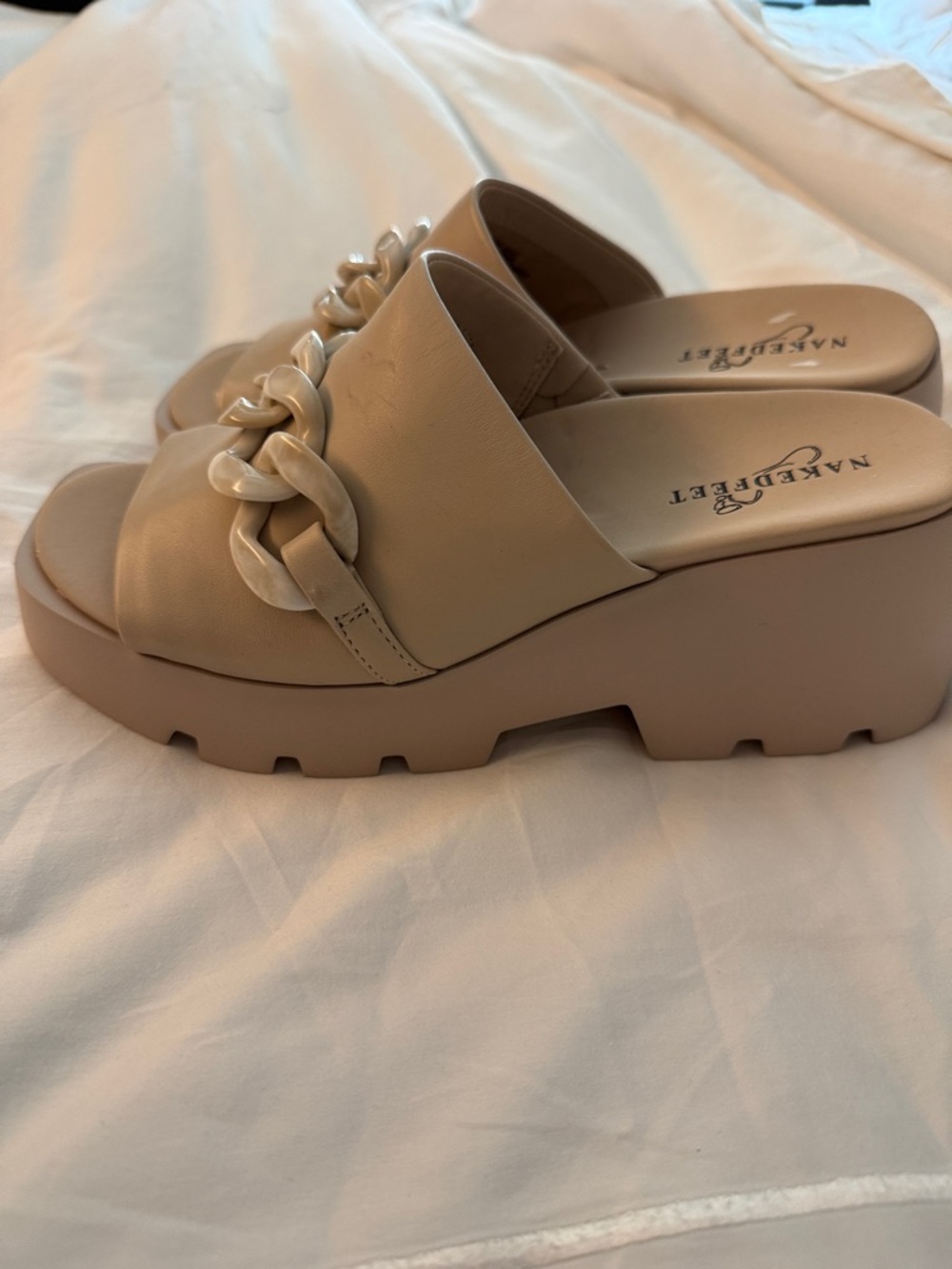 Naked Feet Taupe Chunky Chain Platform Slides-NWOT